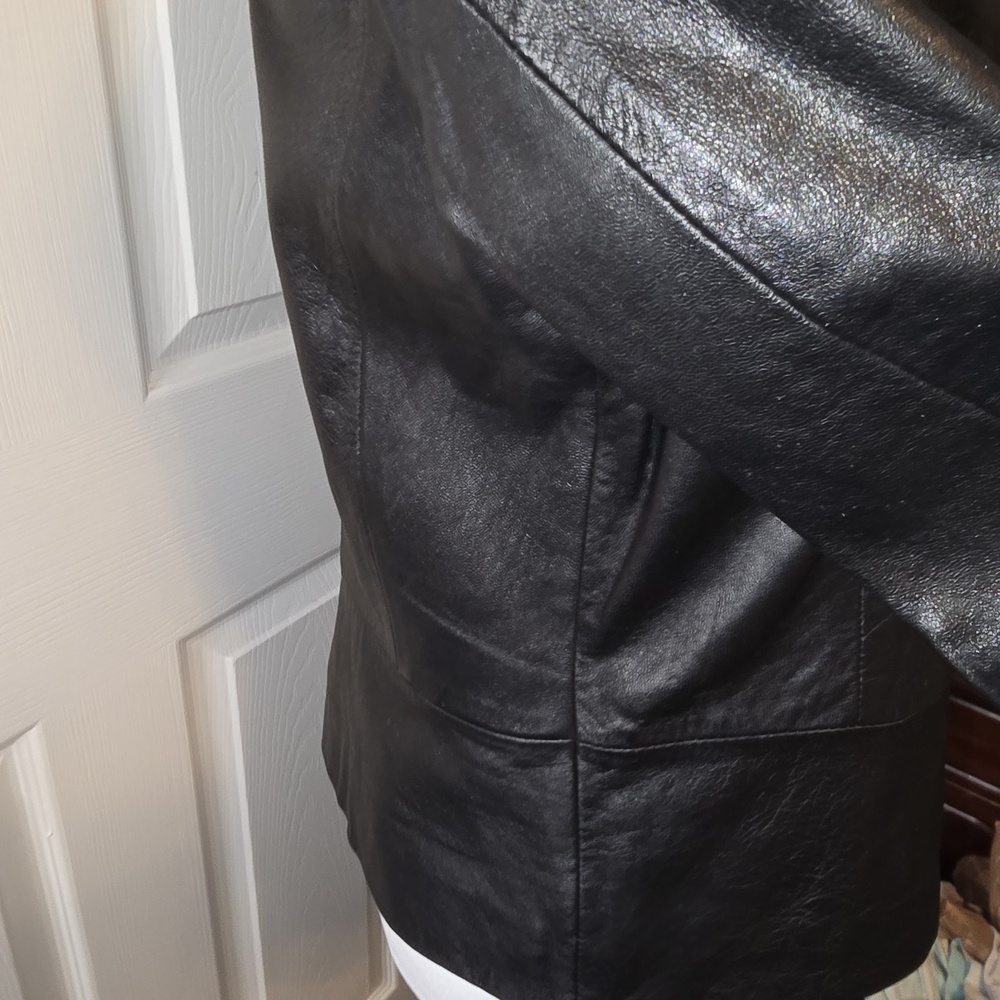 Classic Black Leather Jacket - Picture 4 of 11